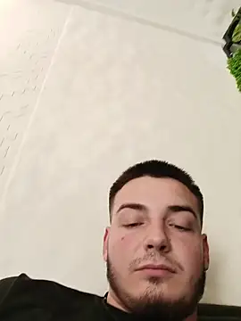 Zevs777s webcam