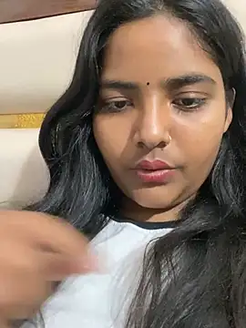 Arshu_143 webcam