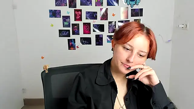 Dilara_Kiss_ webcam