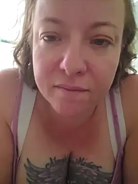julimonroe webcam