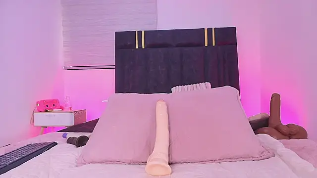 sara_ck webcam