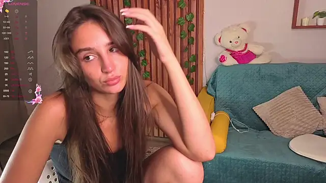 NicoleWells22 webcam