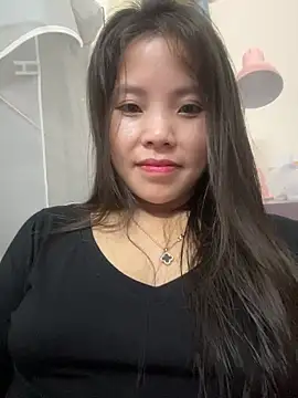 Bella_7777 webcam