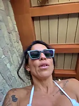sexy7883 webcam