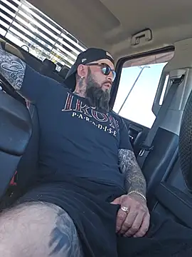 Beardedtattood webcam