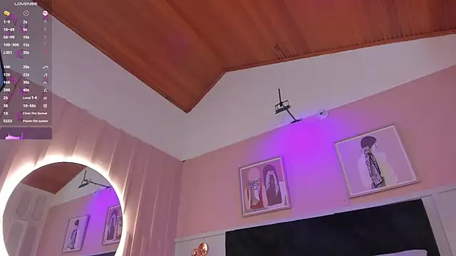 elodie_walker webcam