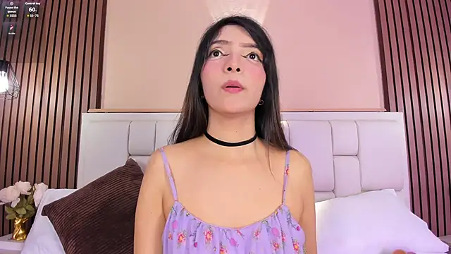 LisaLain webcam