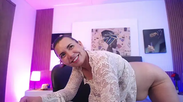 milfsecret69 webcam