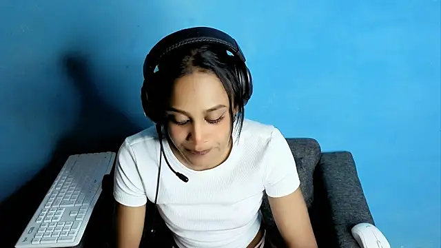 Eroticteasexoxox webcam