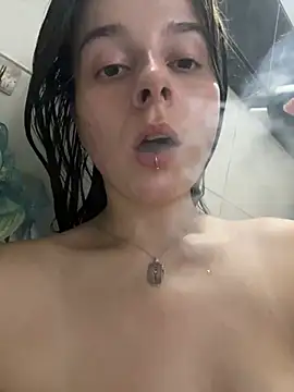 LilyIrons webcam