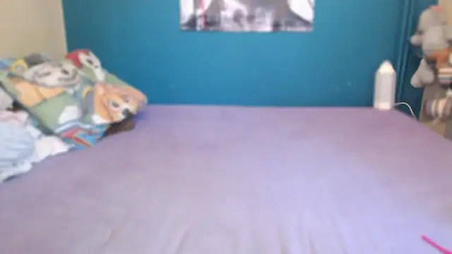 NADINNNE webcam