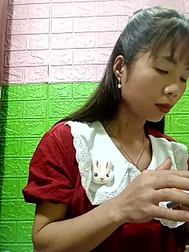 AmyLinee01 webcam