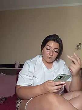 Sweetredvelvet webcam