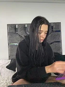 Isabella_21x webcam