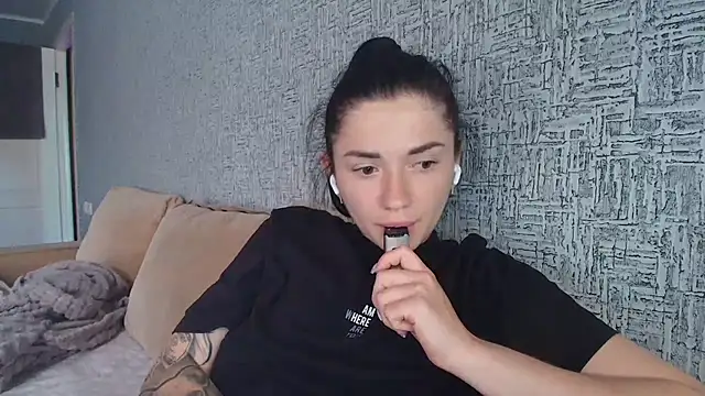 Liana_diva webcam