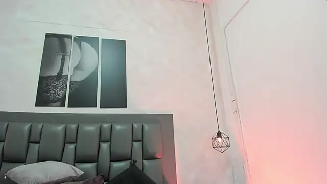 dakota_roussee webcam