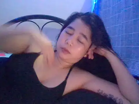 Asianhotskinny webcam