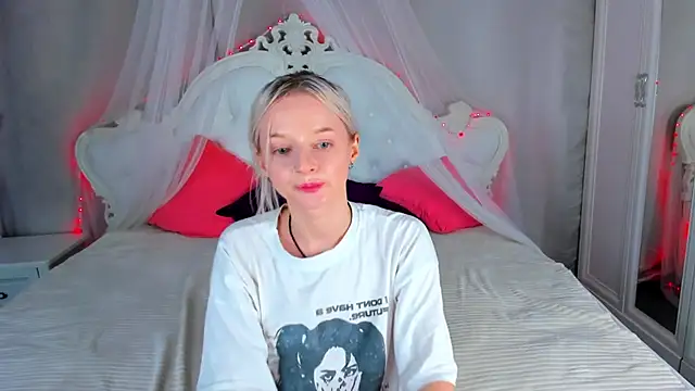 AlessaKiss webcam