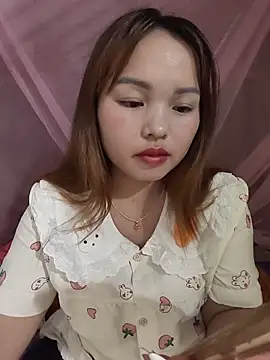 Mina_xYx webcam