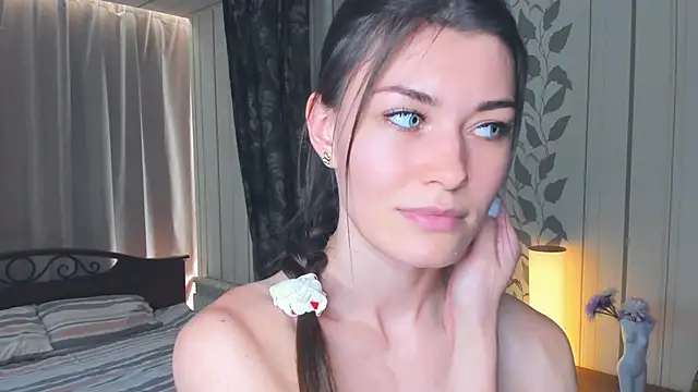 JulissaLipoma webcam