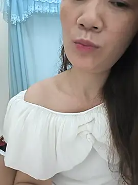 Lye_lovely webcam