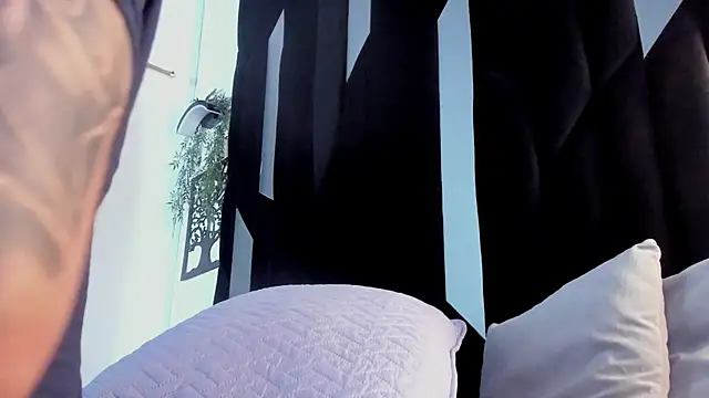 Justin_WhiteJS webcam