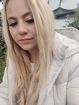 Angeel_white25 webcam