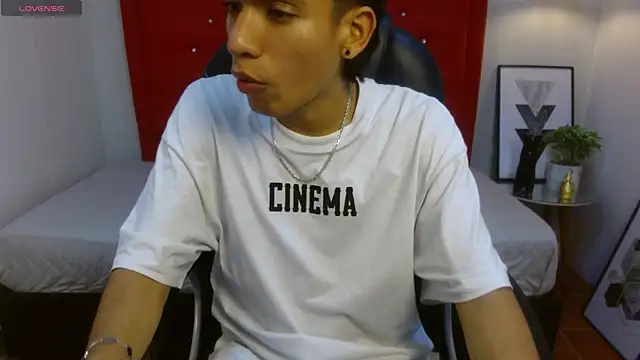 Jake_Falcon webcam
