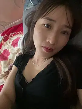 oneyou_400 live cam on StripChat