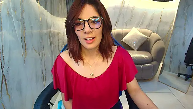 nadia_r_ webcam