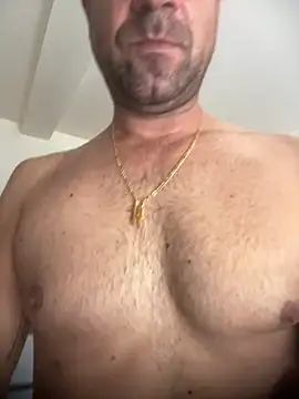 MasculinXL webcam
