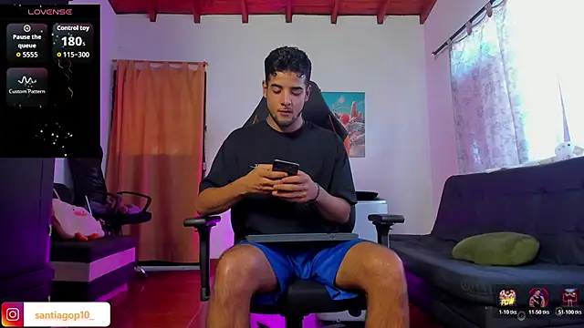 Alexx_Lord webcam
