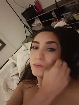 Chloemendoza webcam