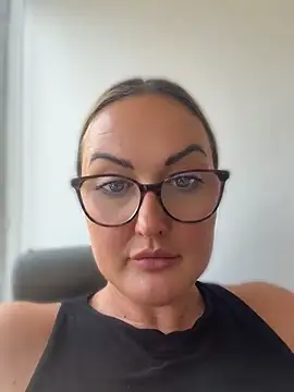 Crystal_xox webcam