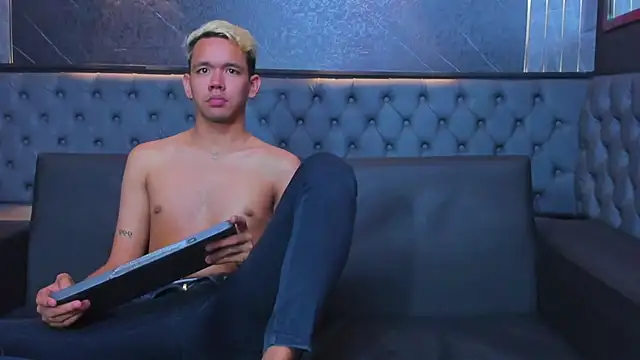 EMILIANO_BLESS webcam