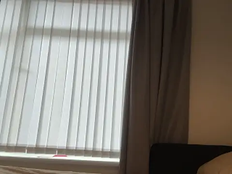 FoxyValentine live sex cam