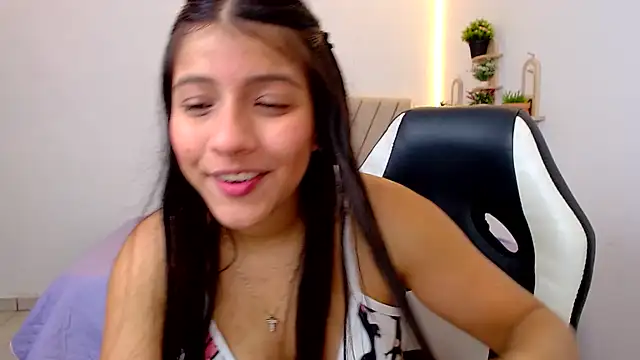 zara_cute webcam