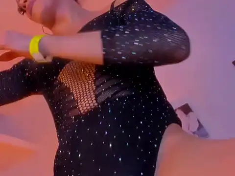 Queen_Charlotte_Hots webcam