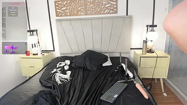 LunaAndDante webcam