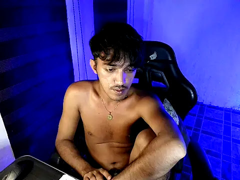 Spicy_RowyCam webcam