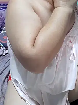Yummyamasha webcam