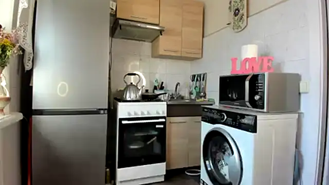 Mia_Marrone webcam