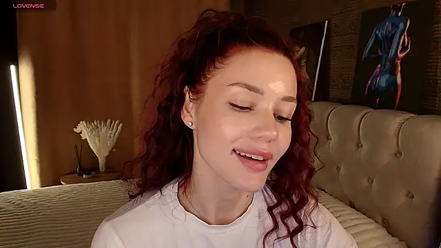 Aria_Mila live cam on StripChat