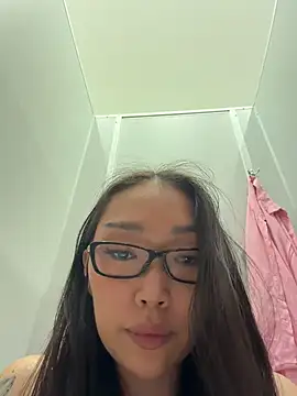 trytomakememoam webcam