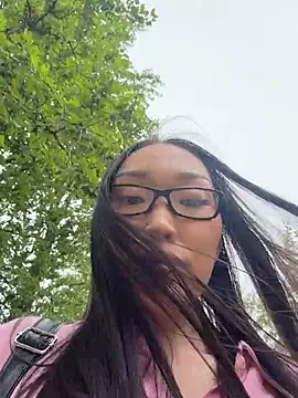 trytomakememoam webcam