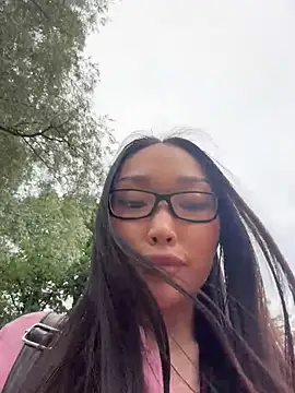 trytomakememoam webcam