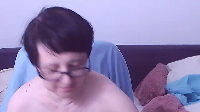 ChristaRose webcam