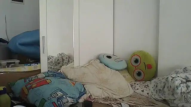 vitalik66679 - Vitalik66679's free webcam - UK Sex Cams