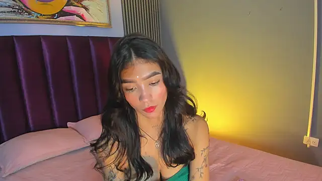 LauraAristizabal webcam