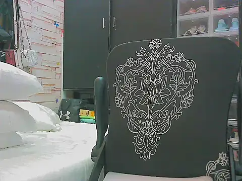 keepmepregnantT webcam